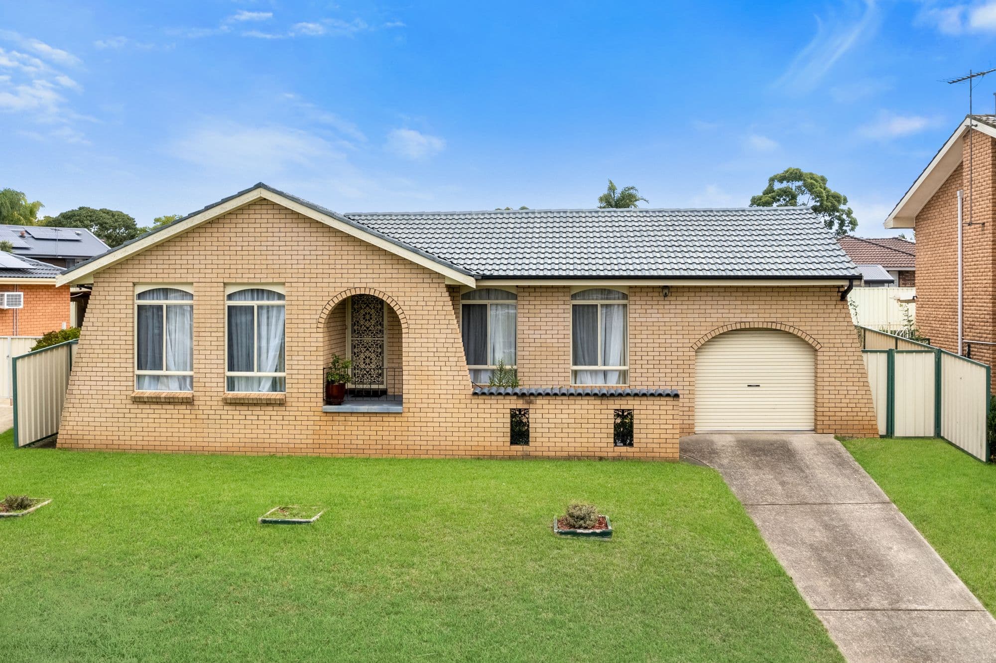 62 Akuna Avenue, Bradbury NSW 2560, Bradbury - Image 1