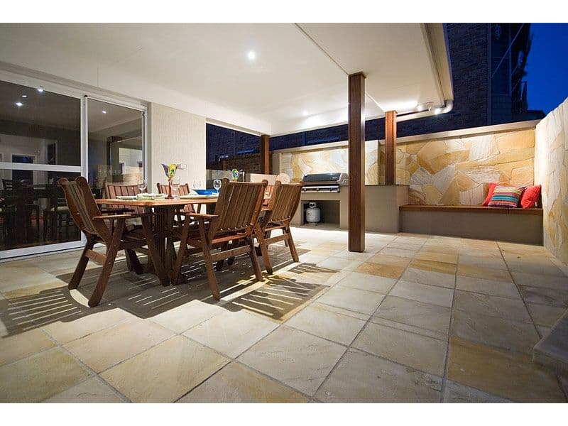 23 Midnight Court, RUNAWAY BAY QLD 4216, Runaway Bay - Thumbnail 7