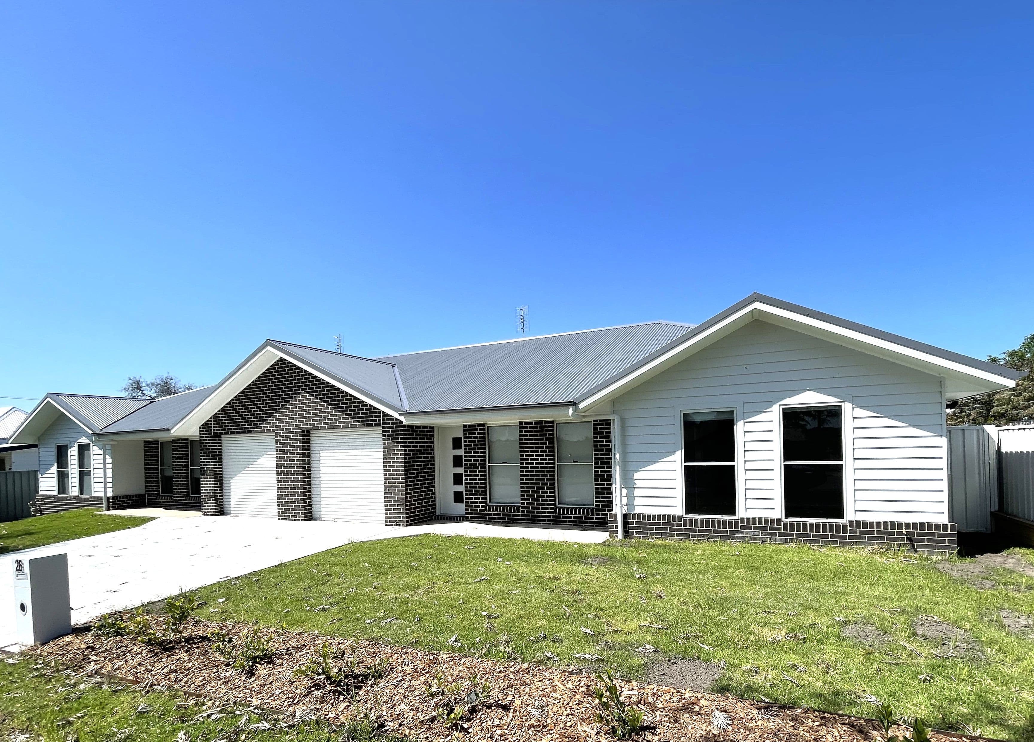 26 Berthong Street, Young NSW 2594, Young - Thumbnail 2