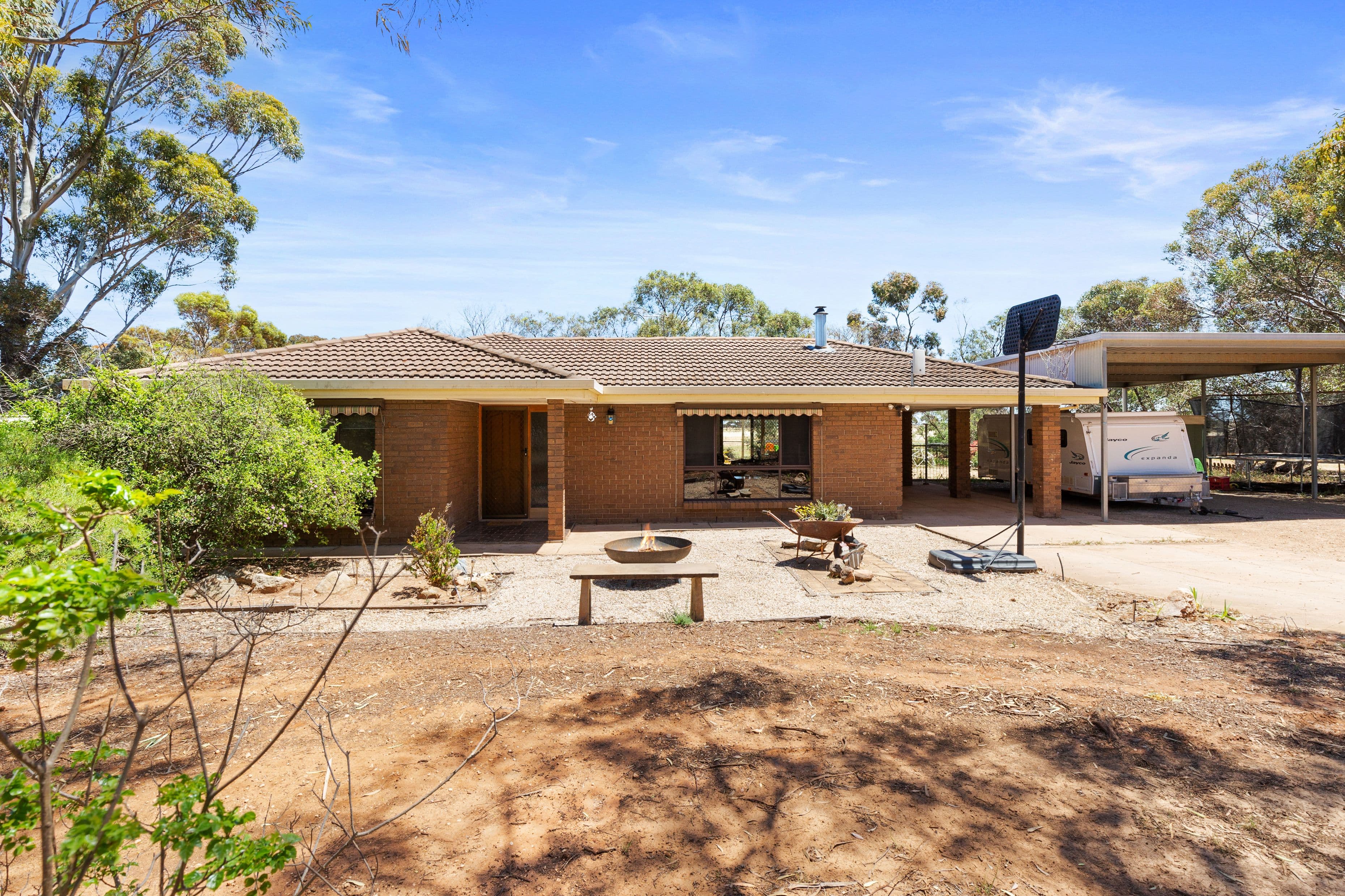 6 Wateribbon Road, Officer - Thumbnail 4