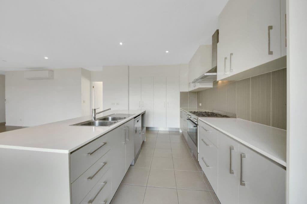 28 Orchard Drive, Kirkwood QLD 4680, Kirkwood - Thumbnail 3