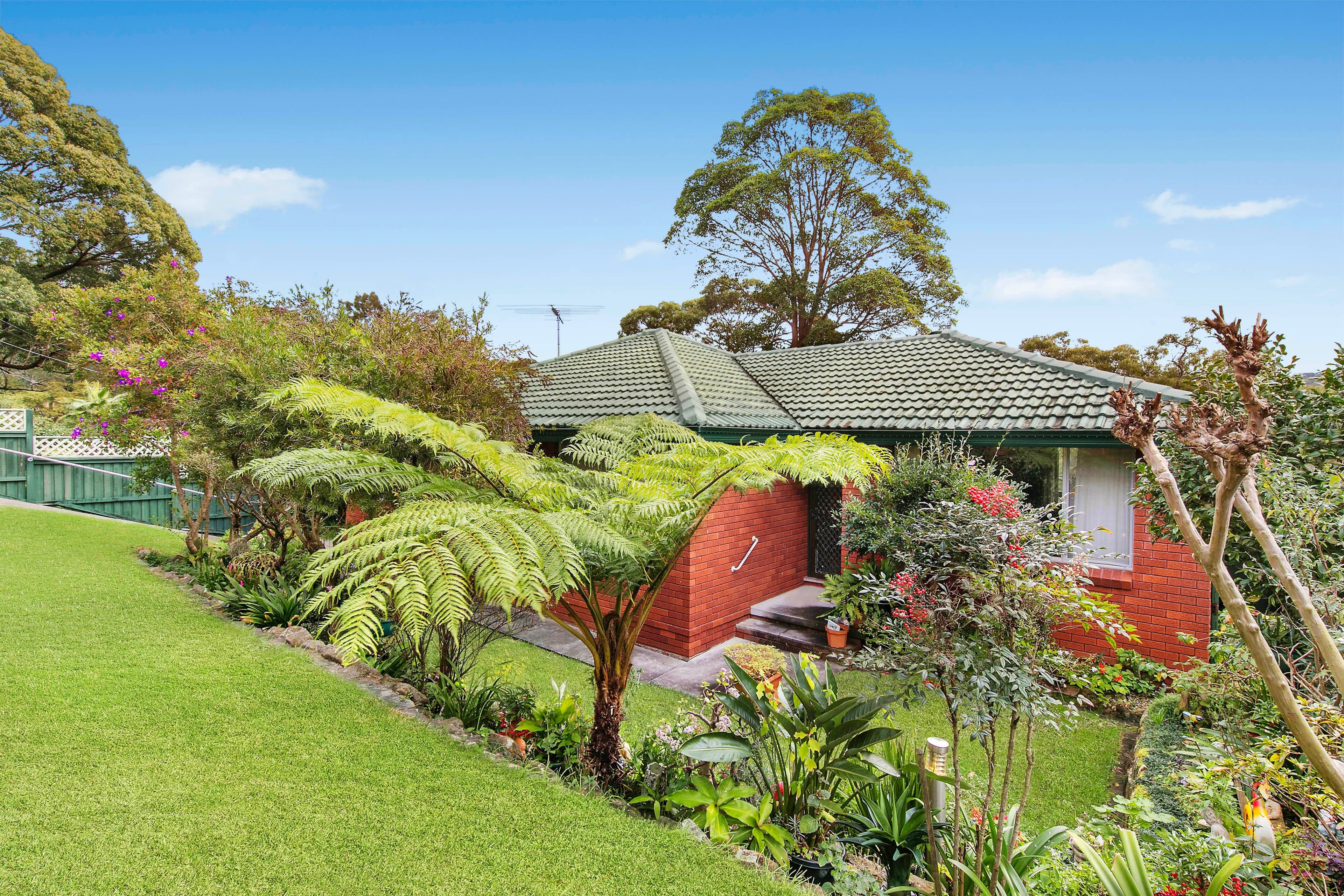 5 Yallaroi Road, Narraweena - Thumbnail 2