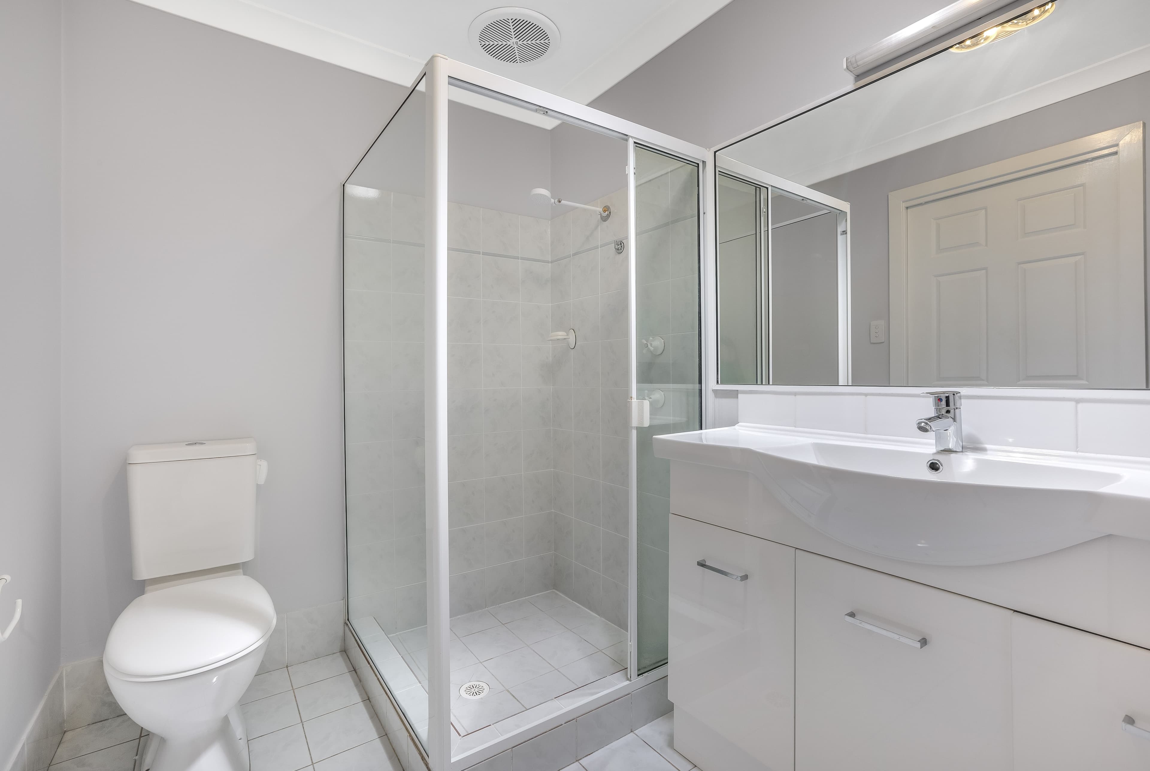 1 Lucinda Grove, Winston Hills - Thumbnail 8