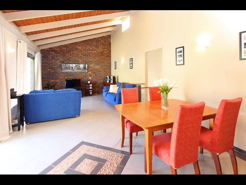 8 Diamantina Street, CHAPEL HILL QLD 4069, Chapel Hill - Thumbnail 3