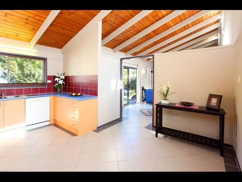 8 Diamantina Street, CHAPEL HILL QLD 4069, Chapel Hill - Thumbnail 6