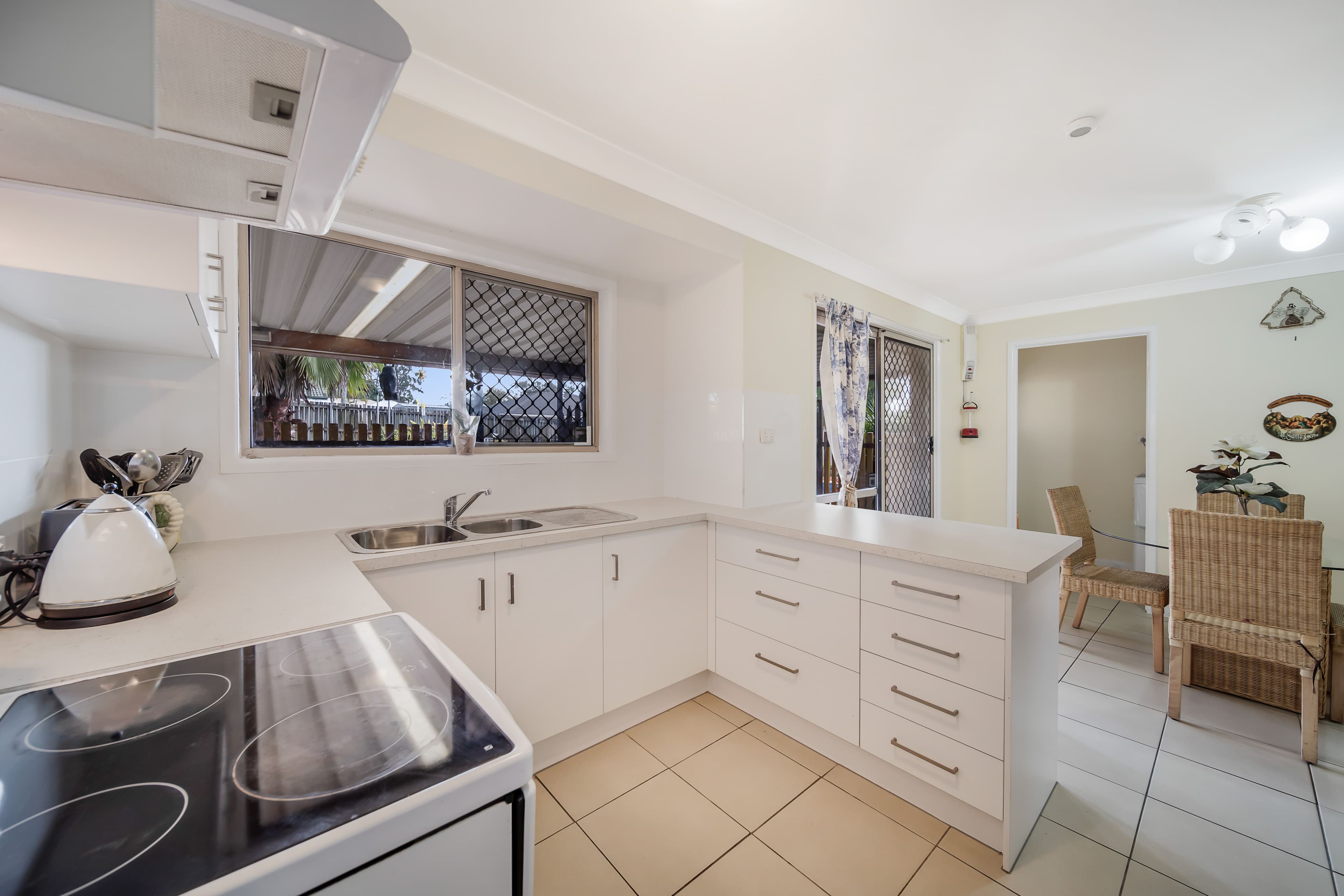 13 Glenlyon Street, Marsden QLD 4132, Marsden - Thumbnail 3