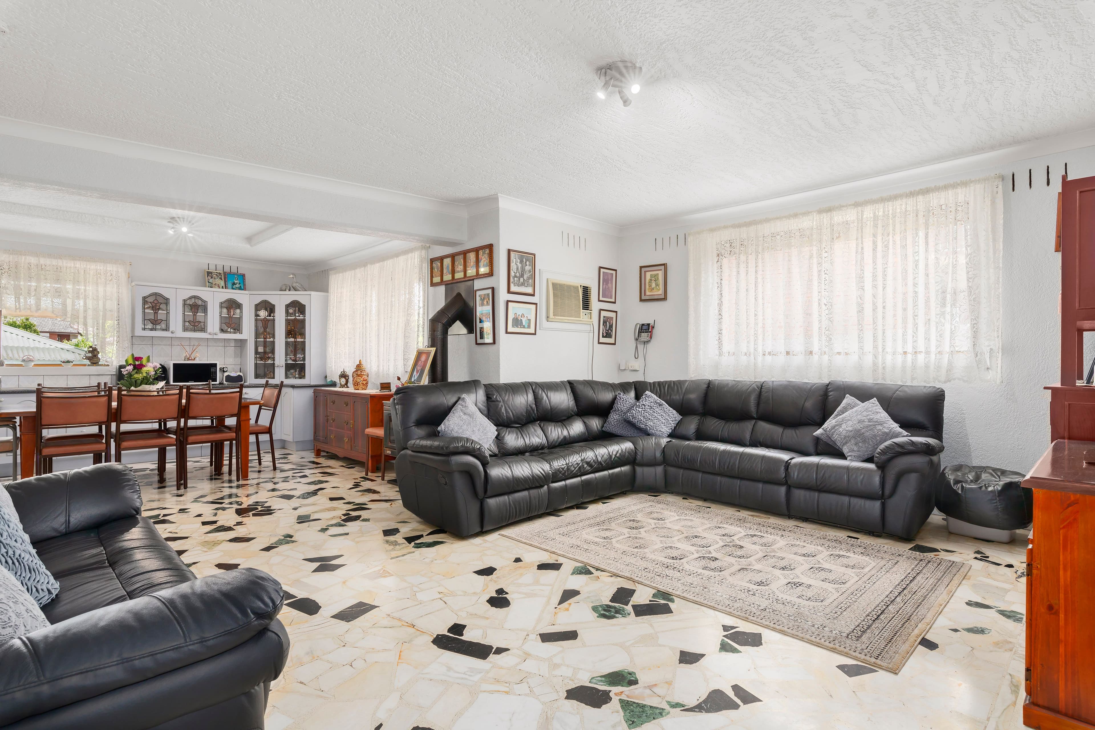 85 Pallant Avenue, Reservoir VIC 3073, Reservoir - Thumbnail 2