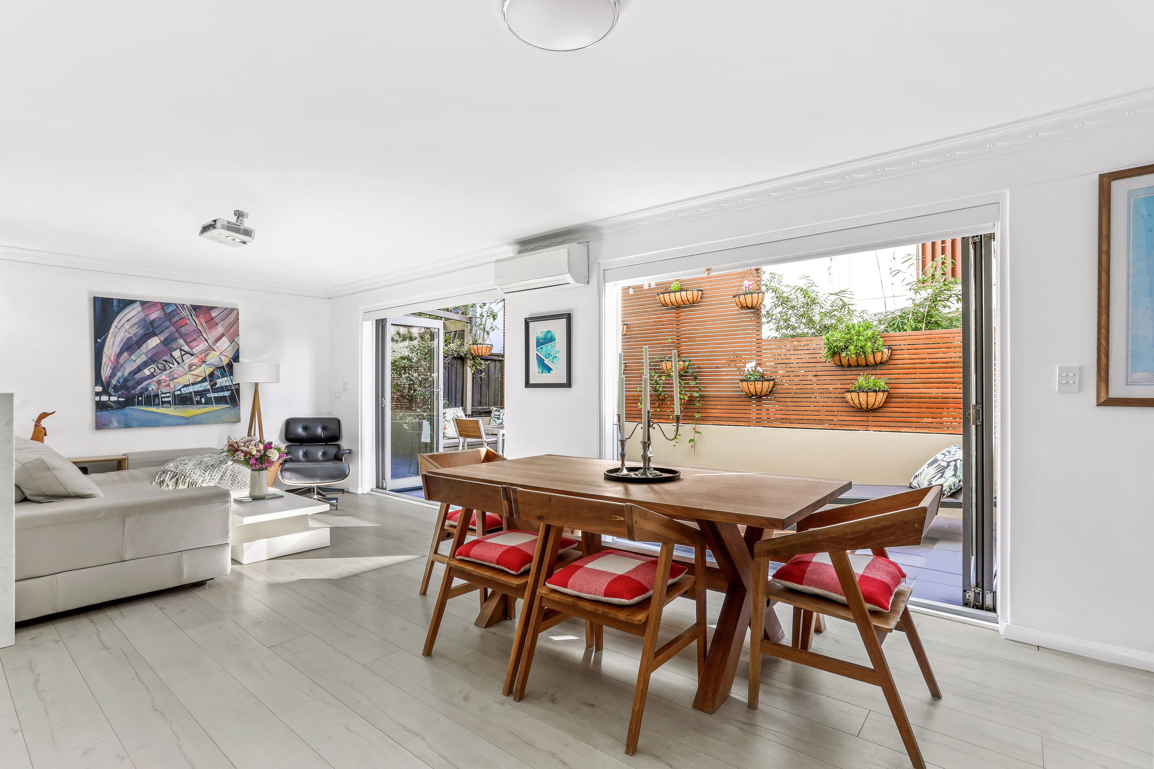 4 Warners Avenue, North Bondi NSW 2026, North Bondi - Image 1