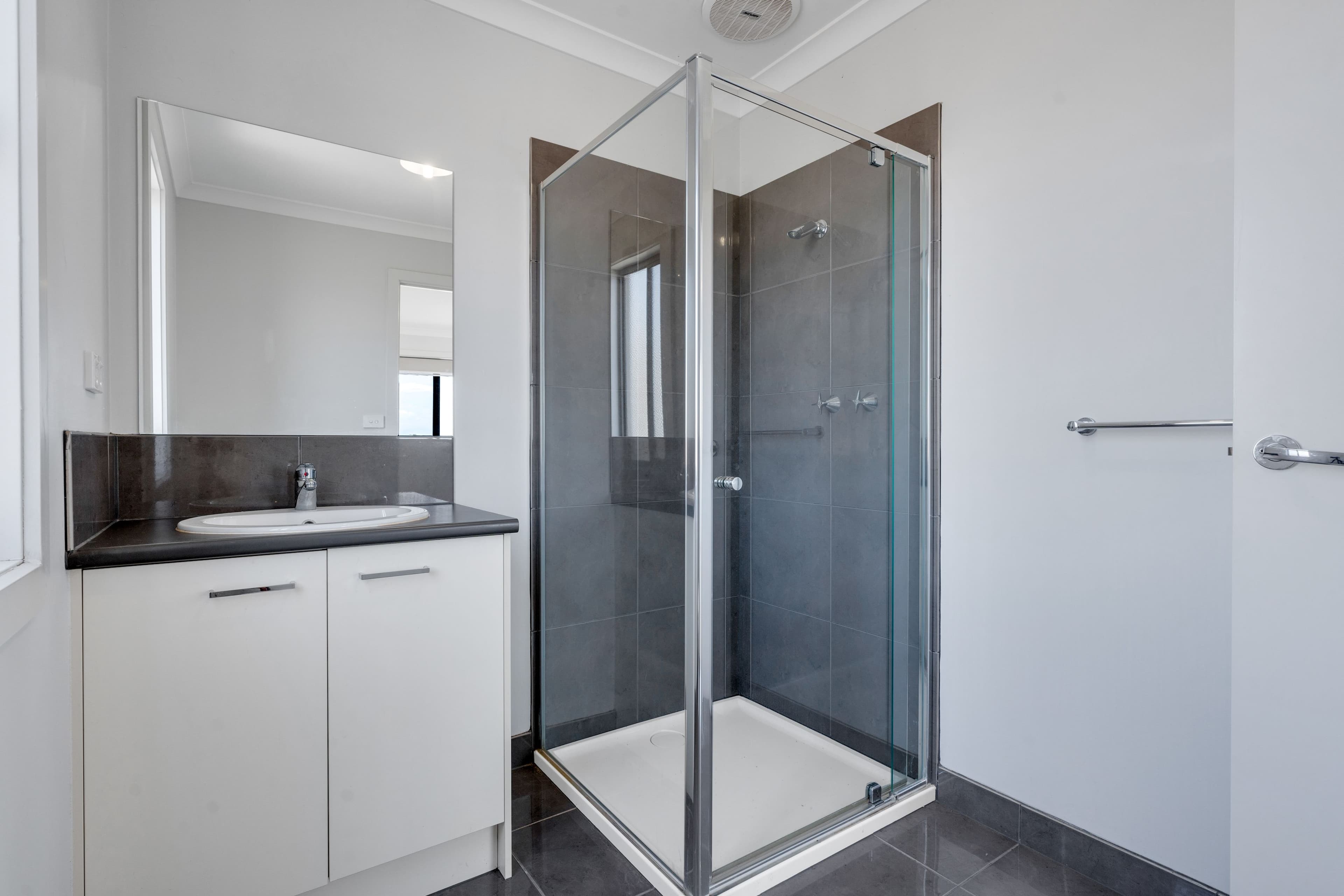 15 Delson Way, Mickleham VIC 3064, Mickleham - Thumbnail 3