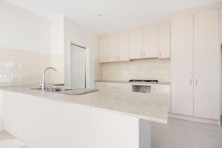 14 Grevillea Road, DONCASTER EAST VIC 3109, Doncaster East - Thumbnail 3
