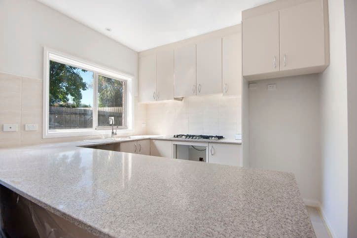 14 Grevillea Road, DONCASTER EAST VIC 3109, Doncaster East - Thumbnail 5