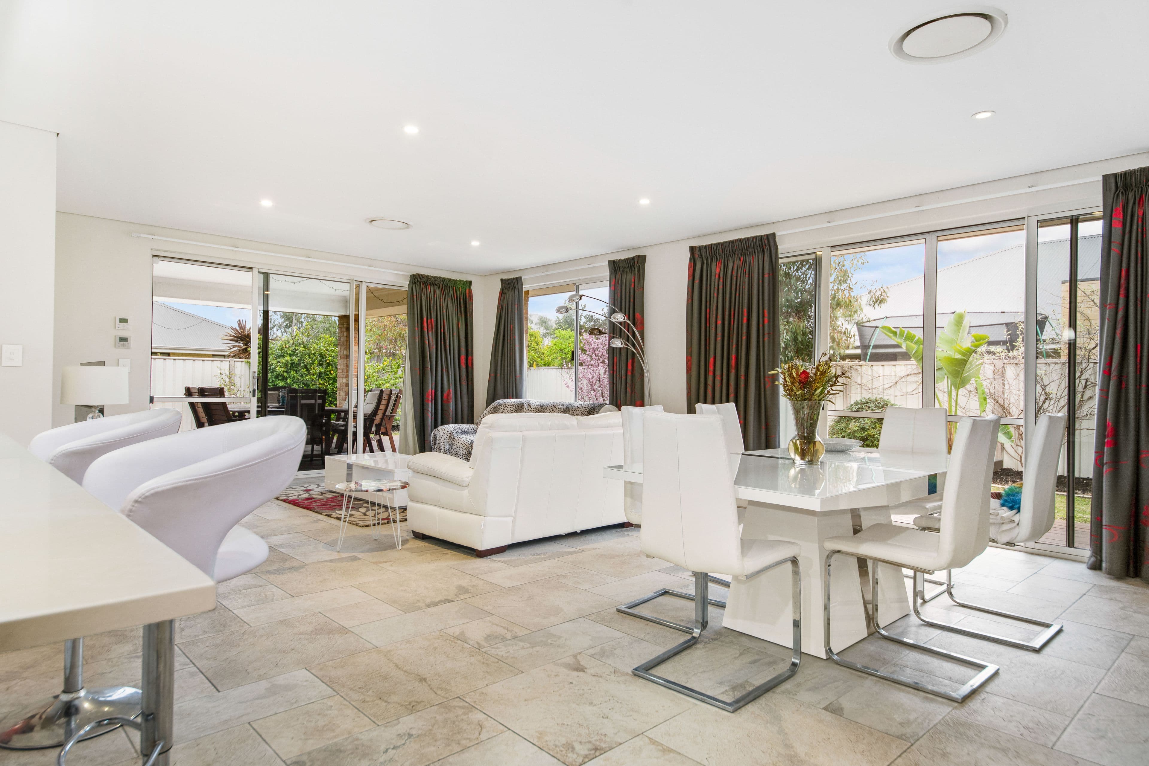 16 Lunar Avenue, Australind WA 6233, Australind - Thumbnail 6