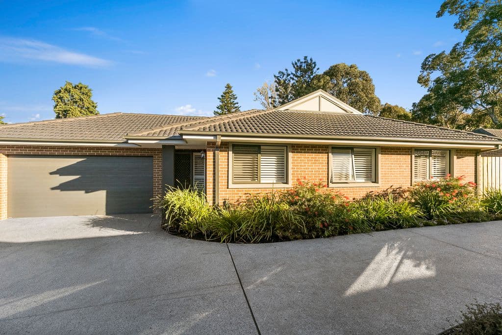 6 Edgar Close, Chirnside Park VIC 3116, Chirnside Park - Thumbnail 2