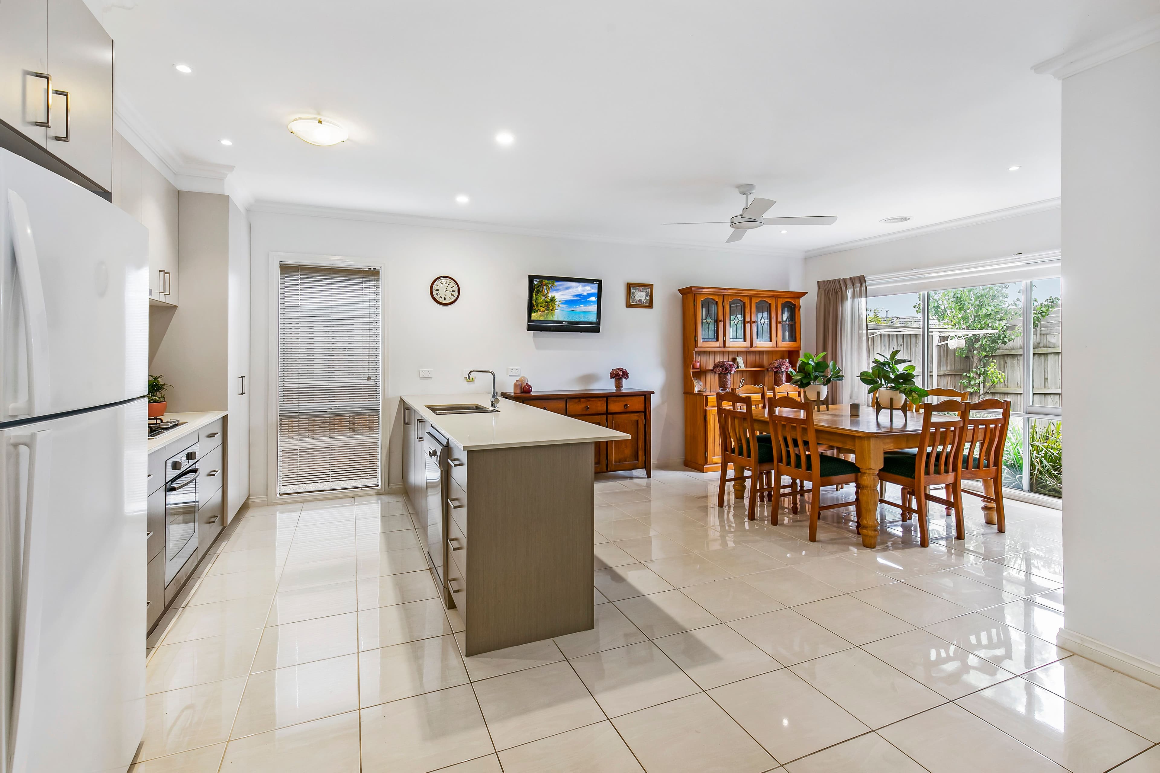 24 Driftwood Court, Mount Martha VIC 3934, Mount Martha - Thumbnail 2