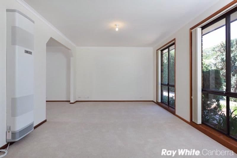 18 Walker Crescent, JERRABOMBERRA NSW 2619, Jerrabomberra - Thumbnail 2