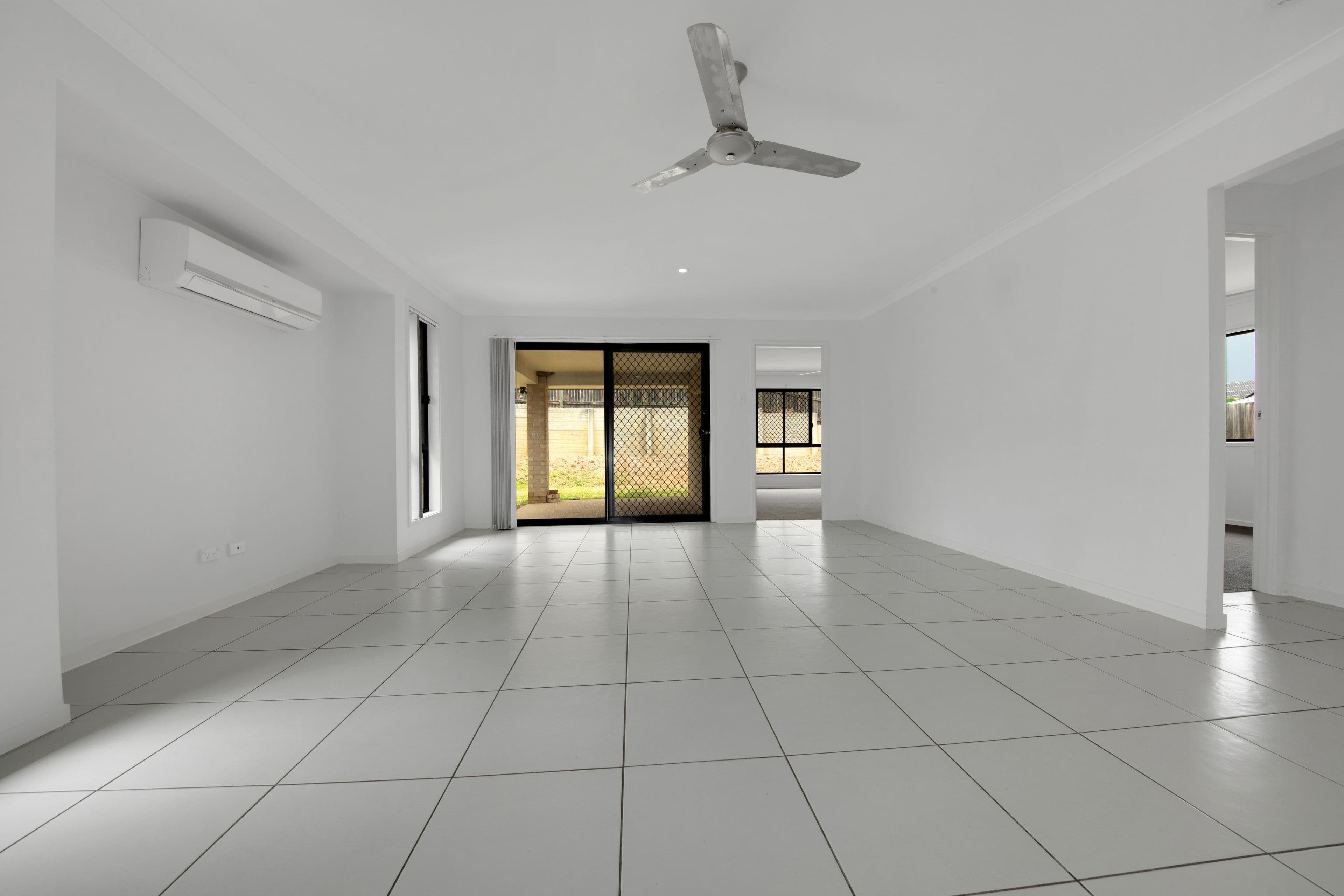 36 Seagull Boulevard, Kirkwood QLD 4680, Kirkwood - Thumbnail 8