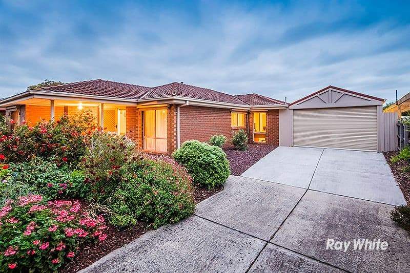 4 Reginald Court, Cranbourne West VIC 3977, Cranbourne West - Image 1