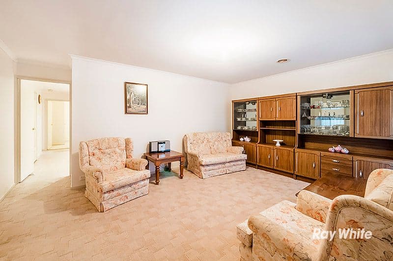 4 Reginald Court, Cranbourne West VIC 3977, Cranbourne West - Thumbnail 2