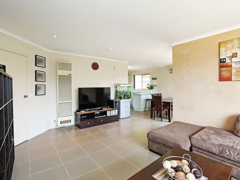 12 Coventry Court, GROVEDALE VIC 3216, Grovedale - Thumbnail 2