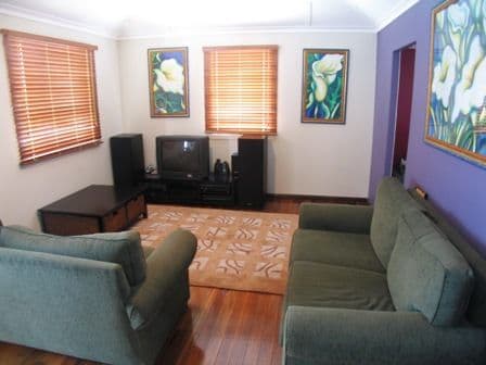 15 Boxgrove Avenue, WYNNUM QLD 4178, Wynnum - Thumbnail 2