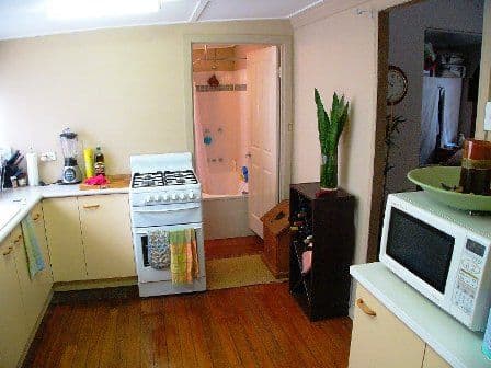 15 Boxgrove Avenue, WYNNUM QLD 4178, Wynnum - Thumbnail 3