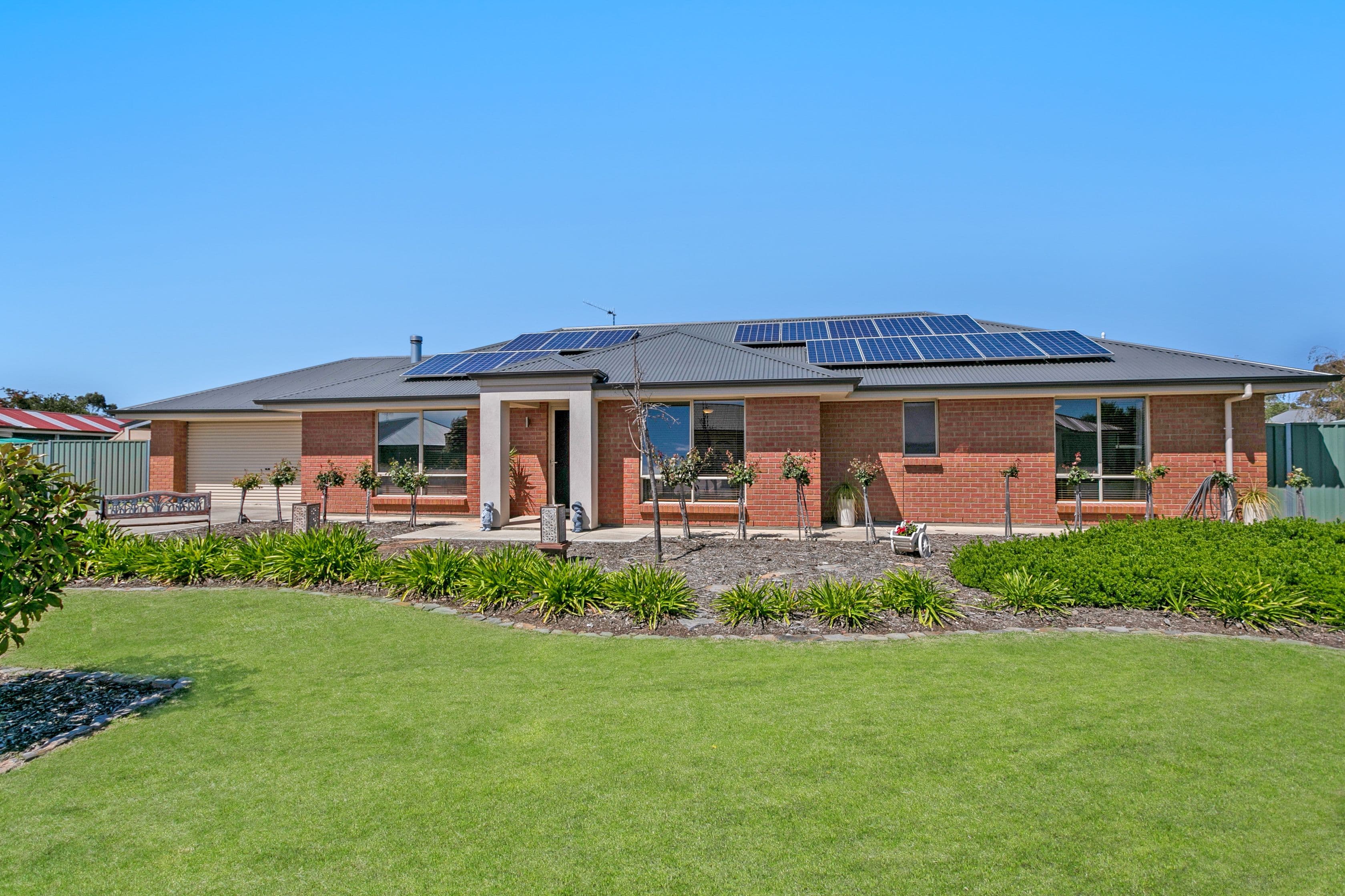 5 Logan Court, Strathalbyn SA 5255, Strathalbyn - Image 1
