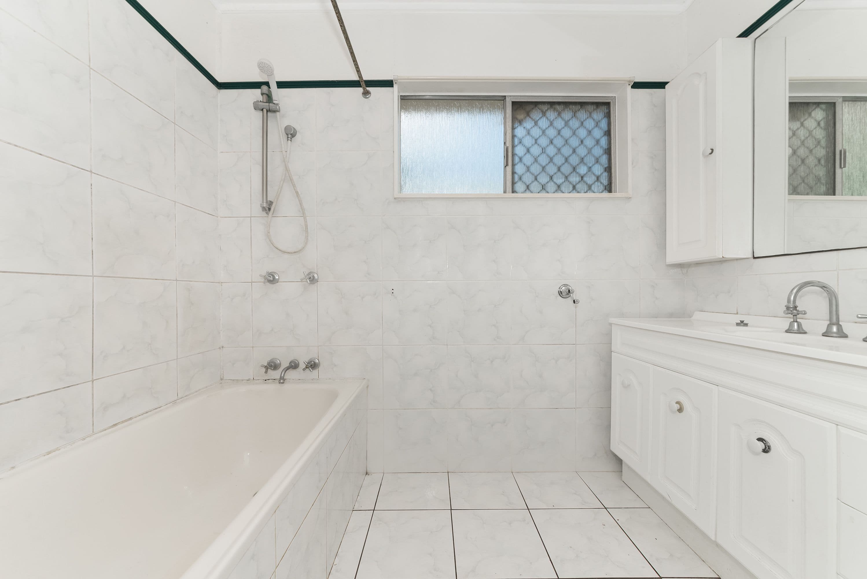 35 Barellan Street, Cranbrook QLD 4814, Cranbrook - Thumbnail 5