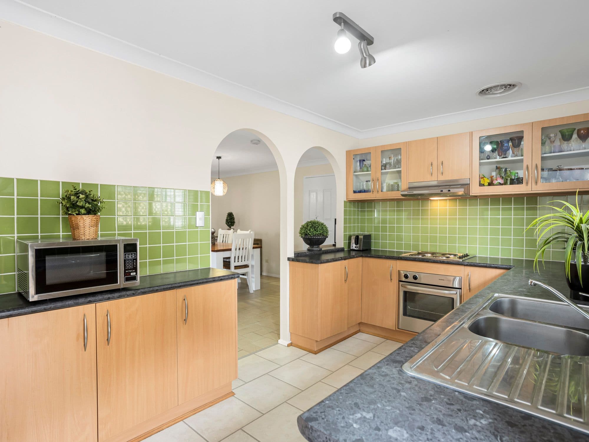 20 Theodore Place, Molendinar QLD 4214, Molendinar - Thumbnail 7