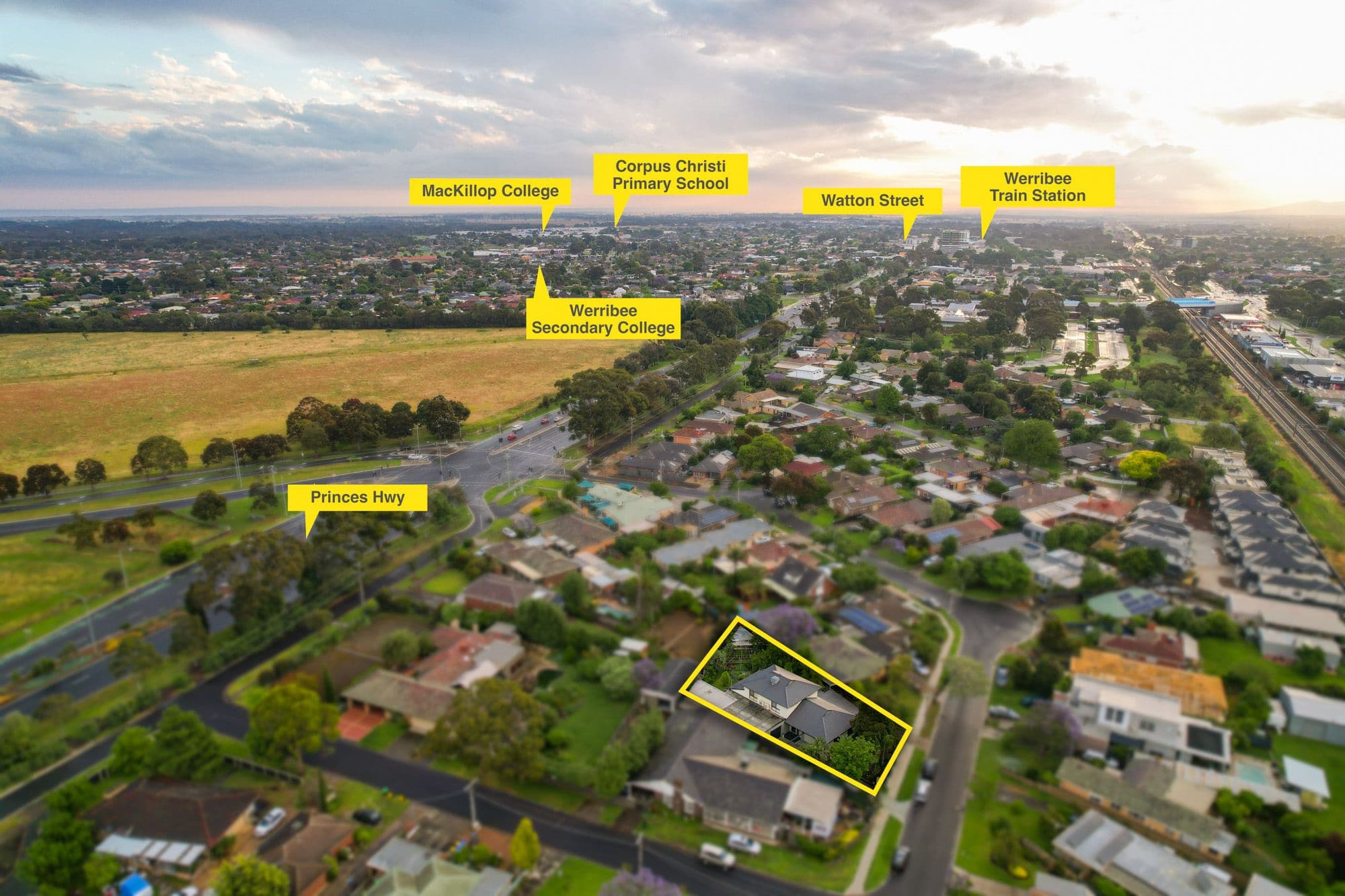 14 Tyrone Street, Werribee VIC 3030, Werribee - Thumbnail 3