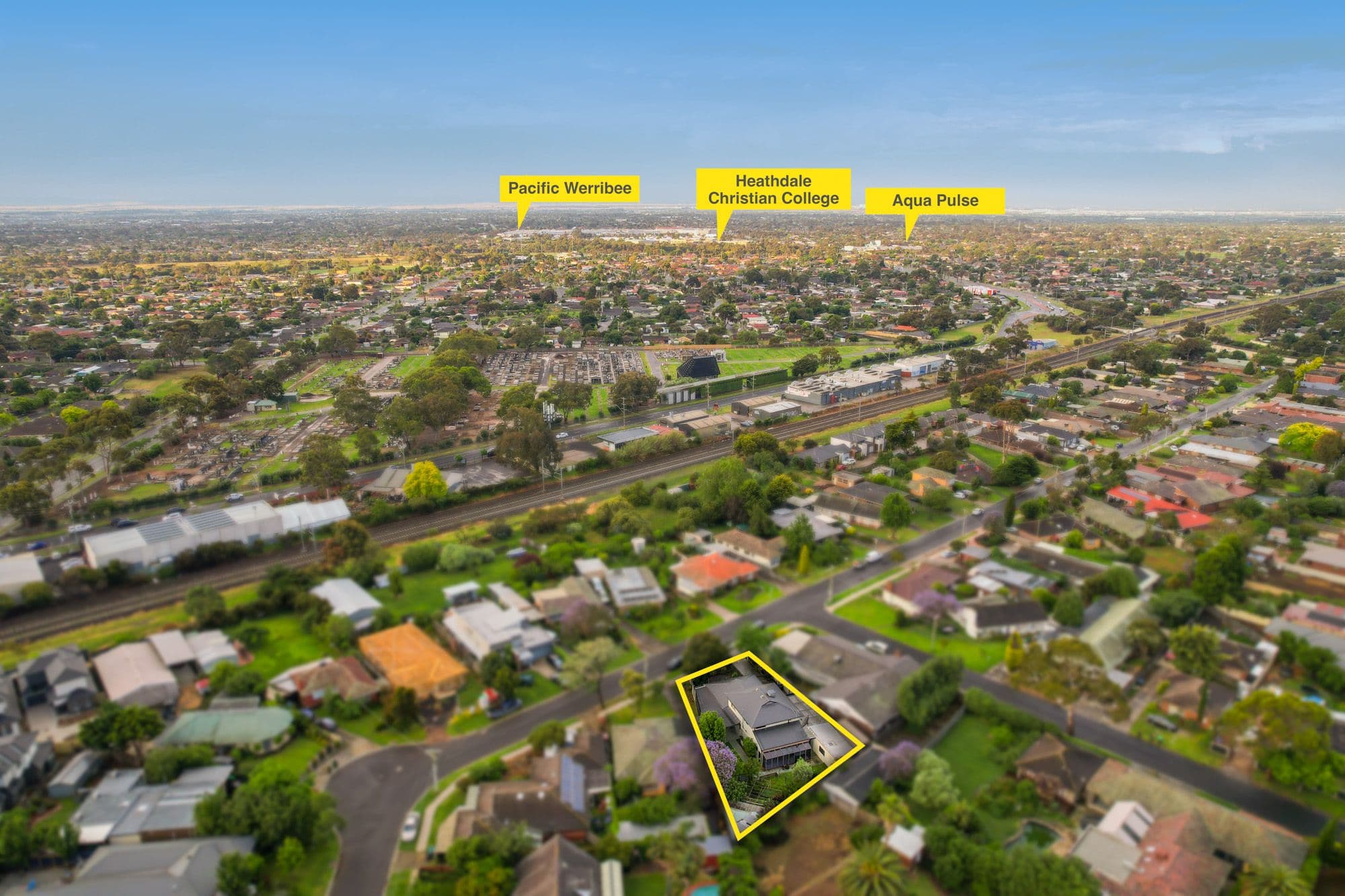 14 Tyrone Street, Werribee VIC 3030, Werribee - Thumbnail 4