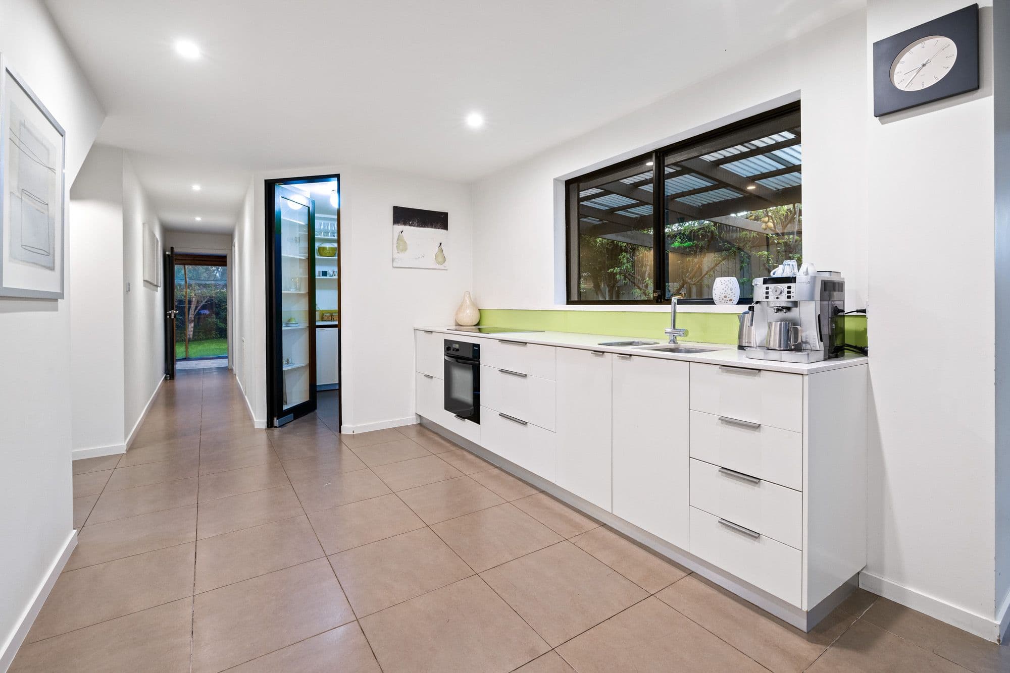 14 Tyrone Street, Werribee VIC 3030, Werribee - Thumbnail 8
