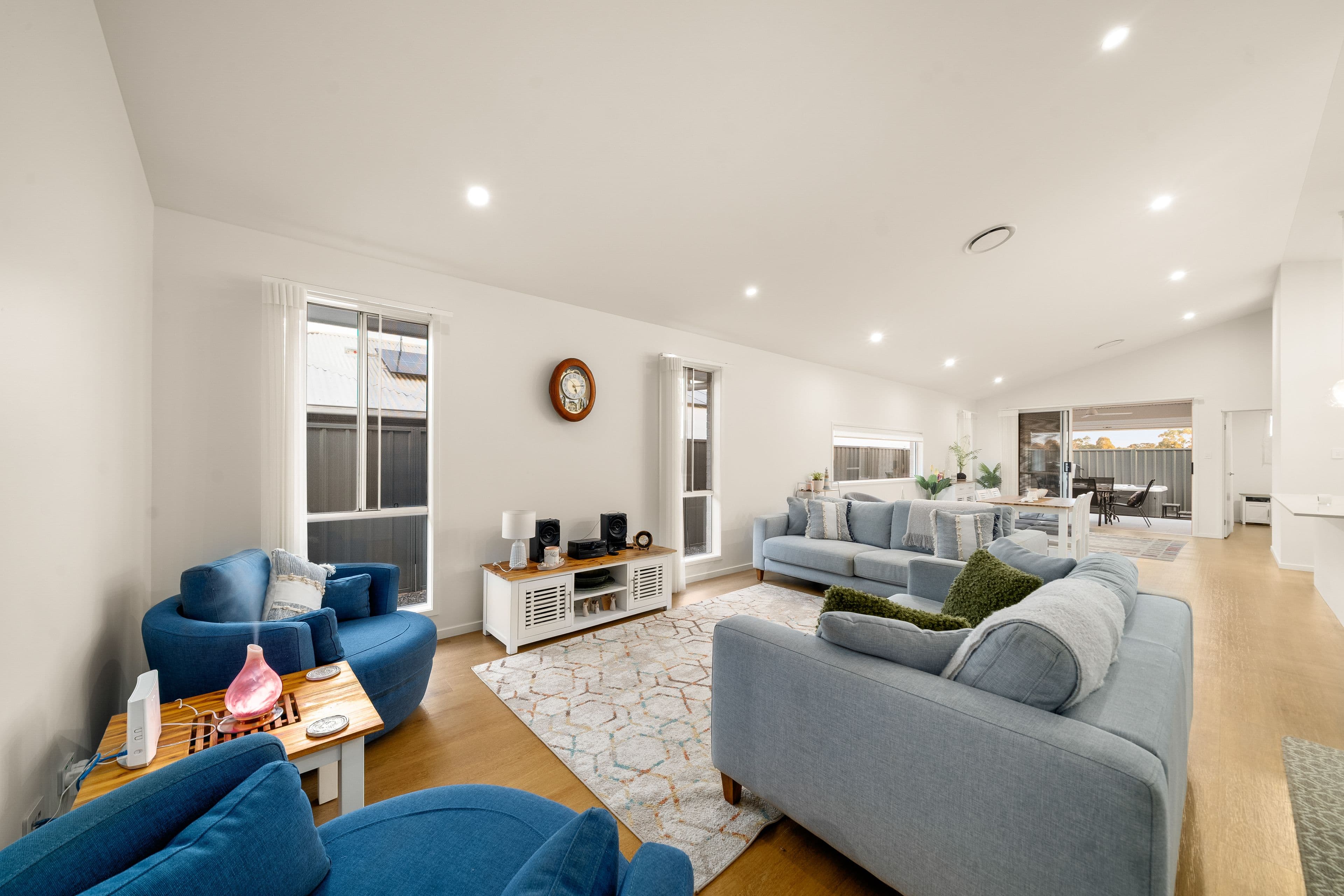 15 Hinchinbrook Circuit, Morayfield QLD 4506, Morayfield - Thumbnail 6