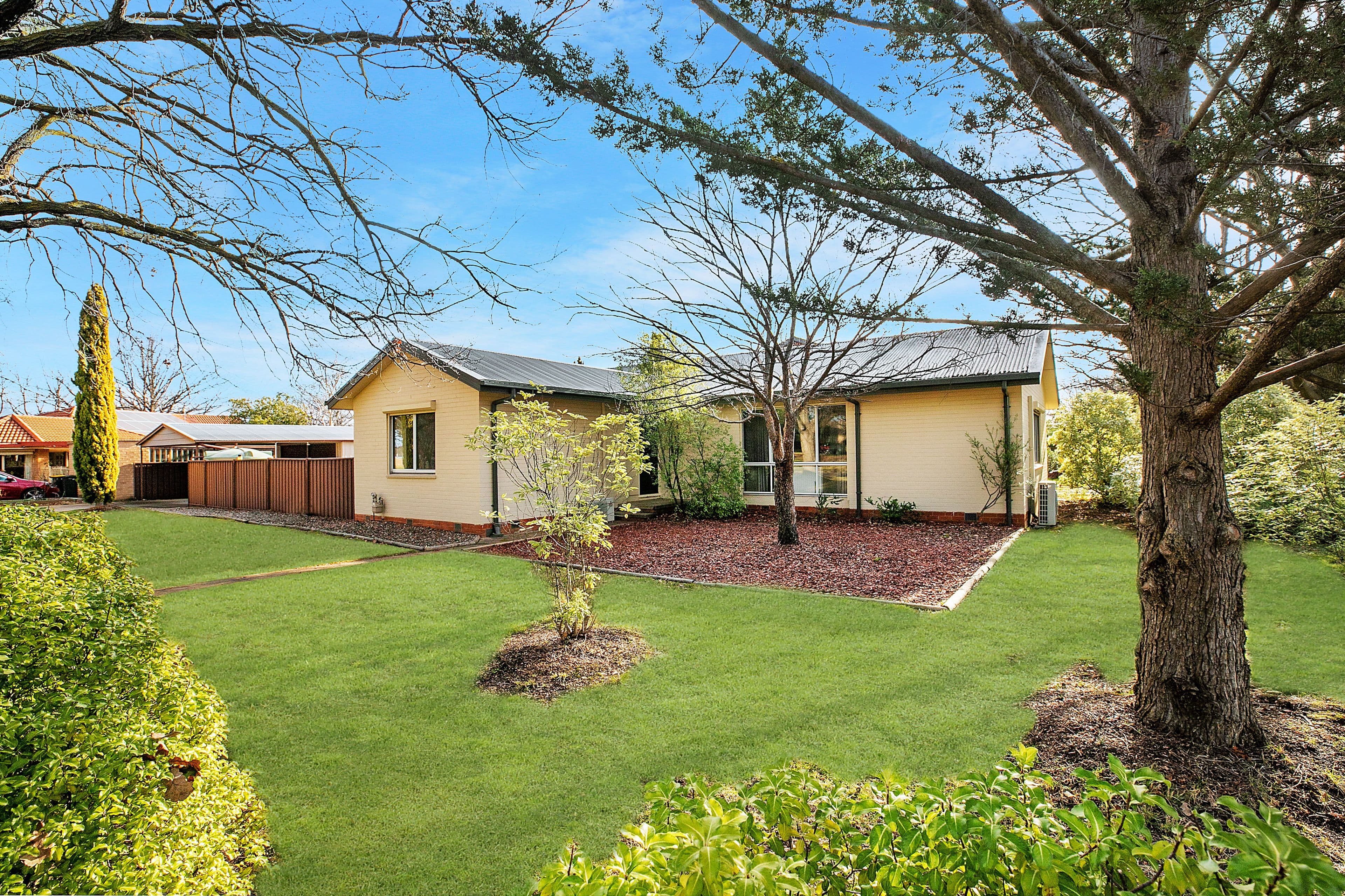 19 Dickinson Street, Watson ACT 2602, Watson - Image 1