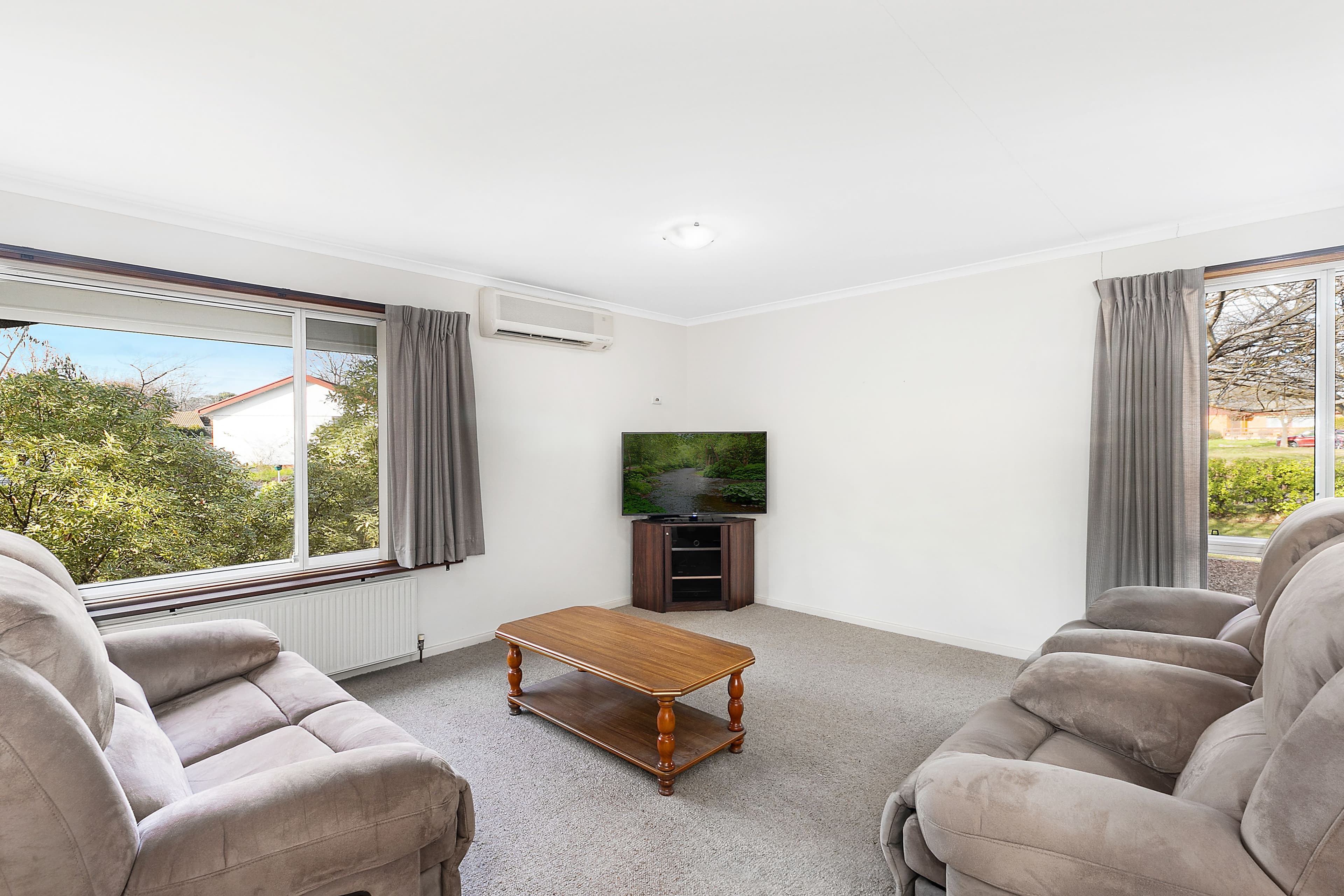 19 Dickinson Street, Watson ACT 2602, Watson - Thumbnail 2
