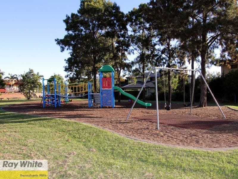 49 Oakleaf Street, EIGHT MILE PLAINS QLD 4113, Eight Mile Plains - Thumbnail 2
