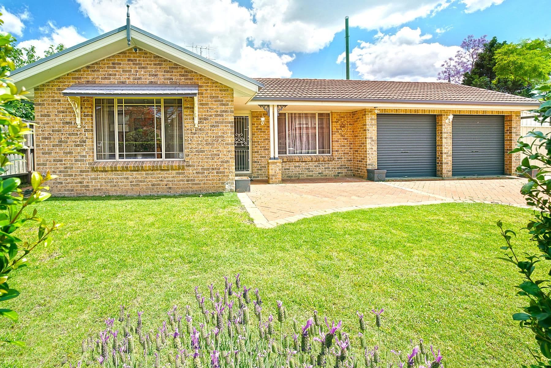 17 Marcus Clarke Crescent, Glenmore Park - Image 1