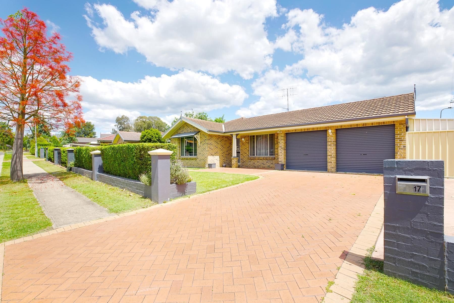 17 Marcus Clarke Crescent, Glenmore Park - Thumbnail 2
