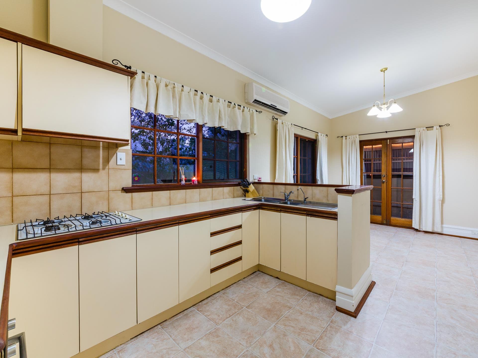 36 Colombo Street, Victoria Park WA 6100, Victoria Park - Thumbnail 8