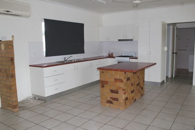 7 Acacia Road, HALIFAX QLD 4850, Halifax - Thumbnail 2