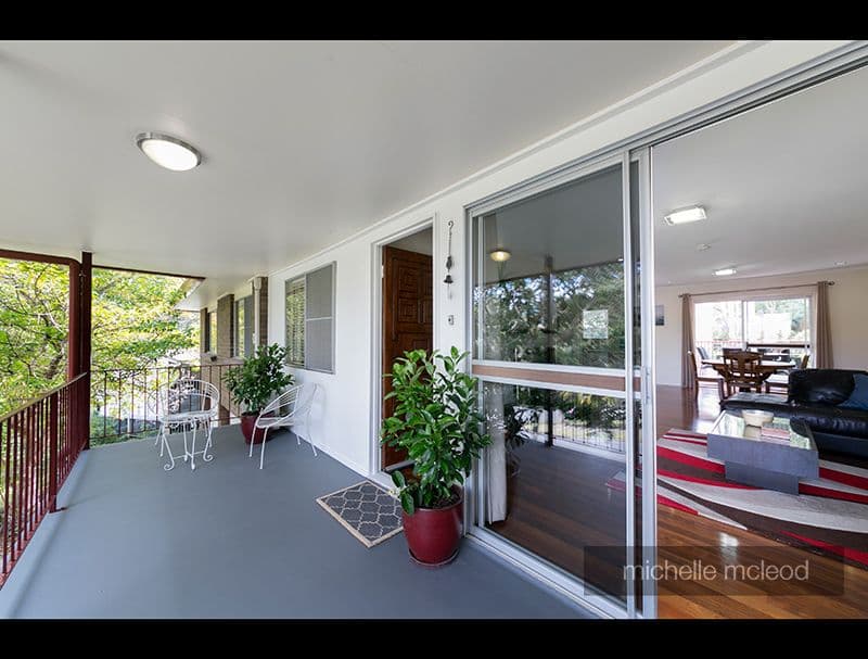 9 Robyn Street, Chapel Hill QLD 4069, Chapel Hill - Thumbnail 3