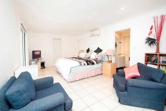 85 Witt Avenue, CARRARA QLD 4211, Carrara - Thumbnail 5