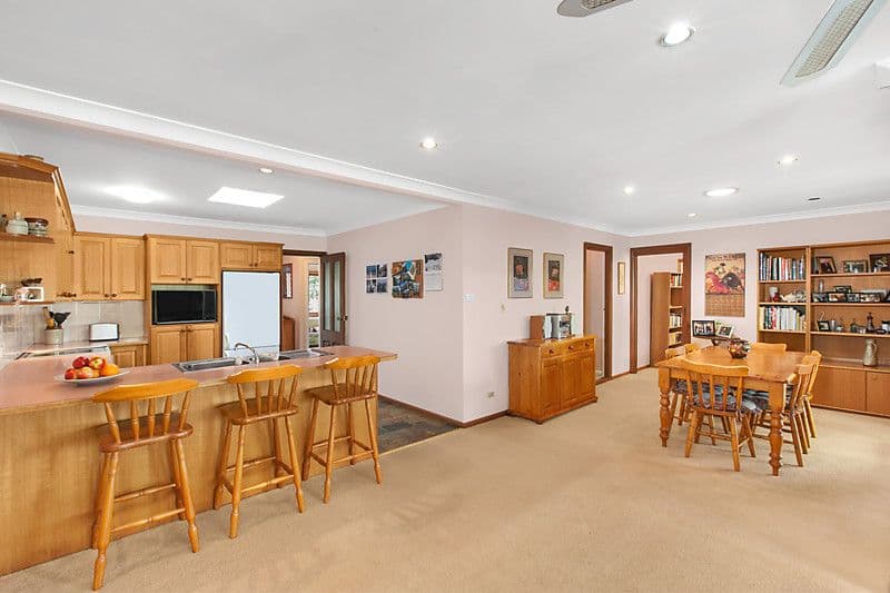 11 Tamboon Avenue, TURRAMURRA NSW 2074, Turramurra - Thumbnail 4