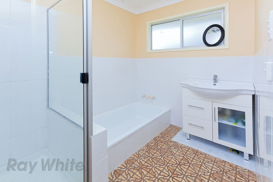 1 Dwyer Street, CAMIRA QLD 4300, Camira - Thumbnail 5
