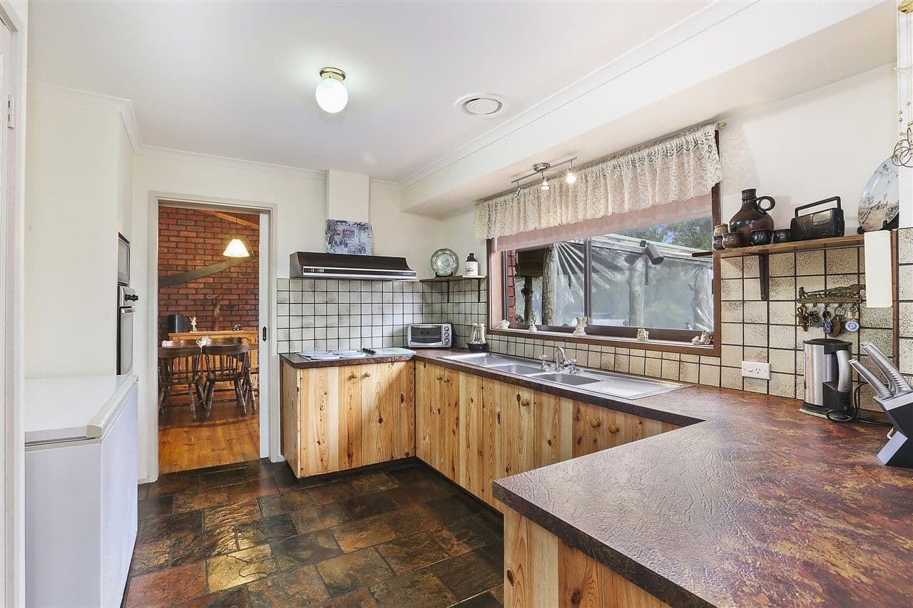 529 De Motts Road, ANAKIE VIC 3213, Anakie - Thumbnail 7