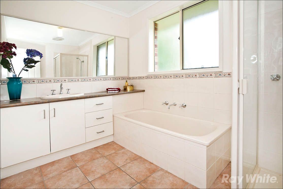 54 Gearon Avenue, Rowville VIC 3178, Rowville - Thumbnail 8