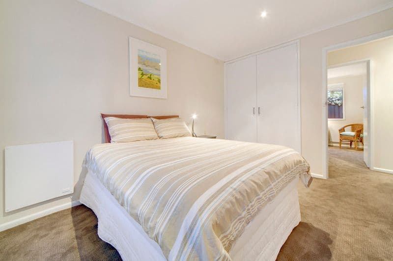 24 Bear Street, MORDIALLOC VIC 3195, Mordialloc - Thumbnail 5