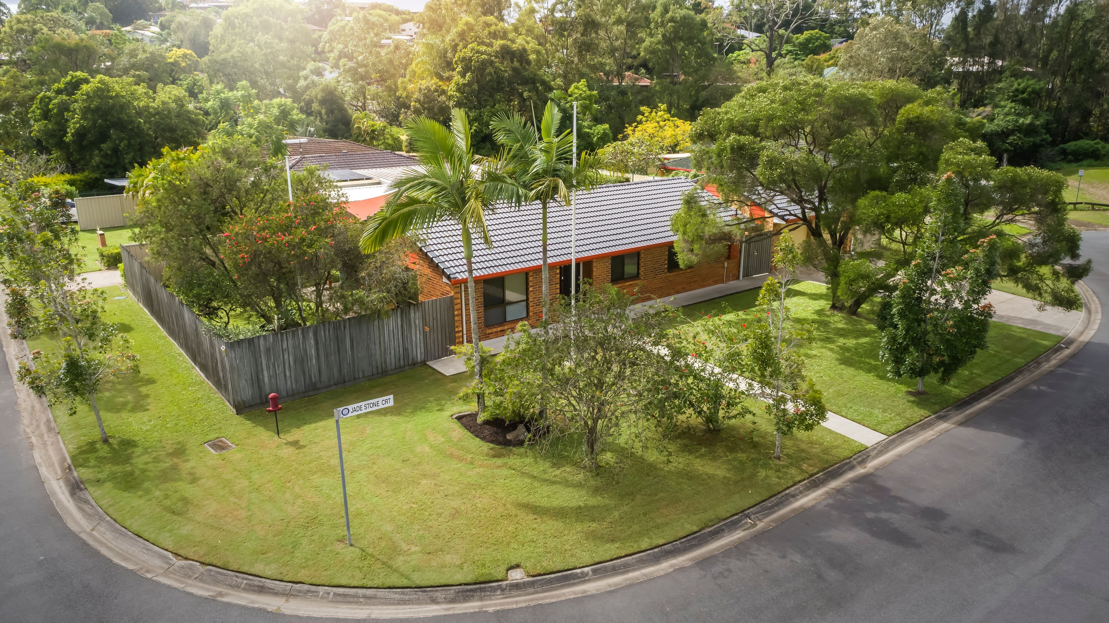 16 Bluestone Drive, Carrara QLD 4211, Carrara - Thumbnail 2