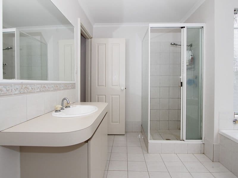 18 Hinderwell Street, SCARBOROUGH WA 6019, Scarborough - Thumbnail 5