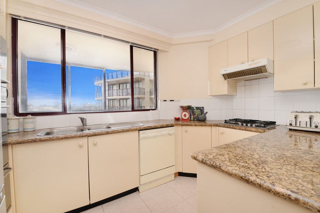 2a Hollywood Avenue, Bondi Junction NSW 2022, Bondi Junction - Thumbnail 2