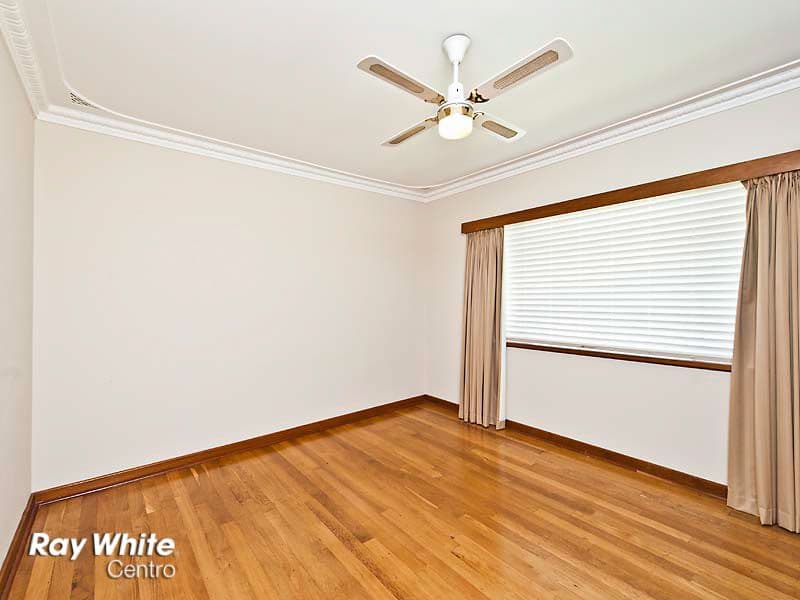 21 Templetonia Crescent, CITY BEACH WA 6015, City Beach - Thumbnail 6